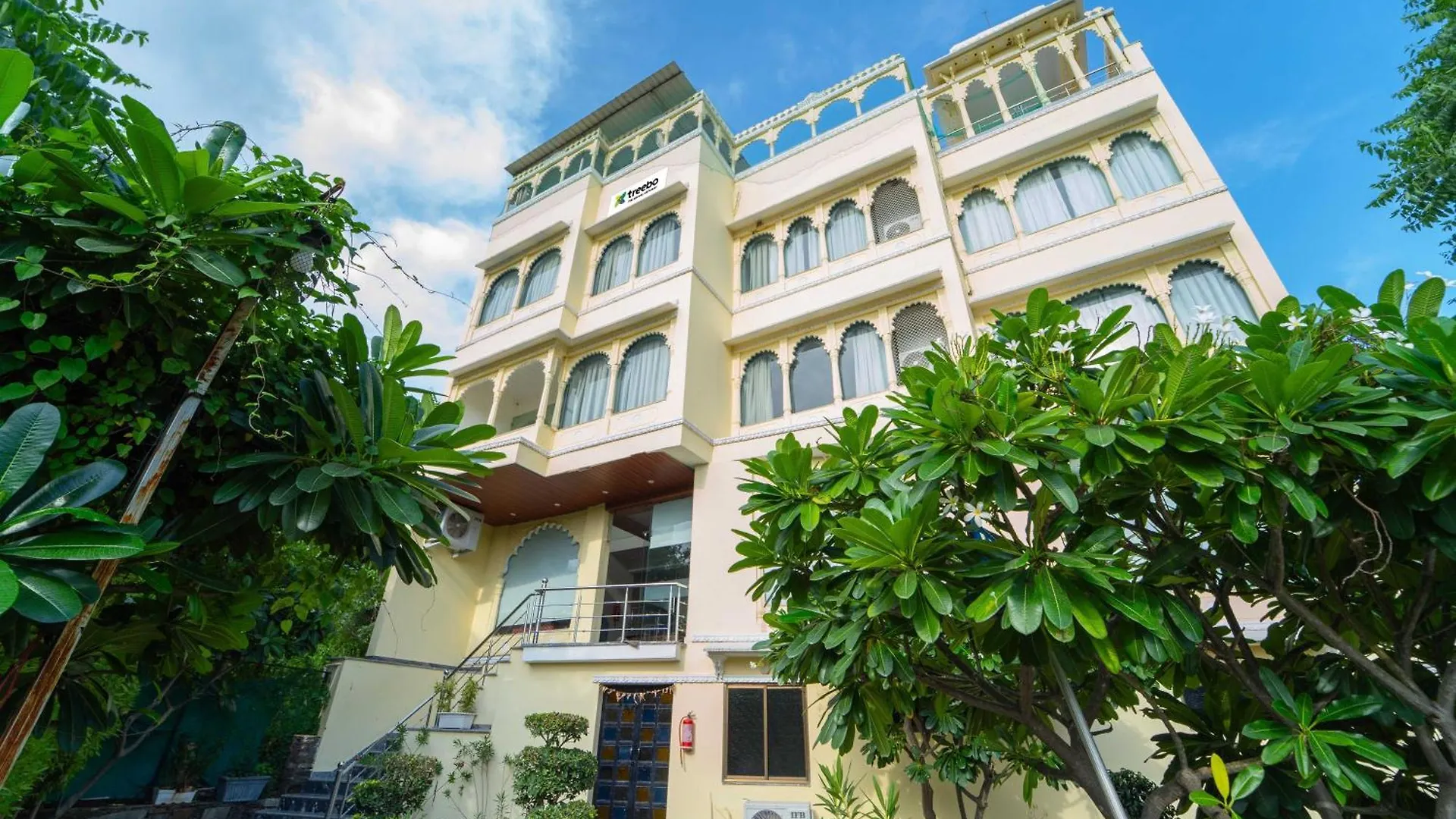 Treebo The Aravali Getaway Hotel Udaipur