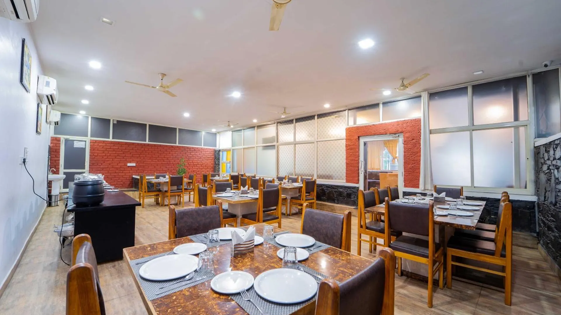 Treebo The Aravali Getaway Hotel Udaipur
