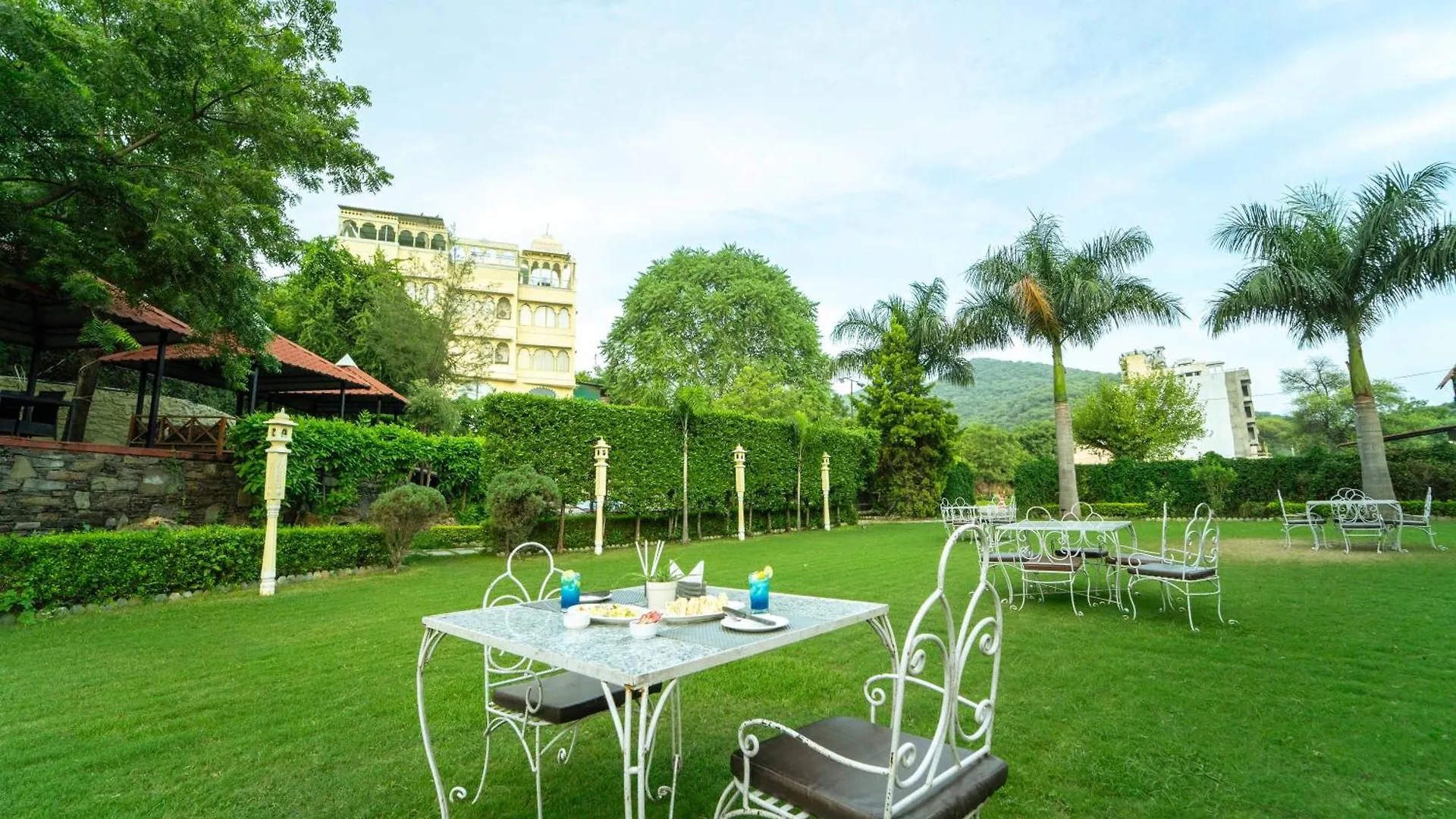 ***  Treebo The Aravali Getaway Hotel Udaipur Indien