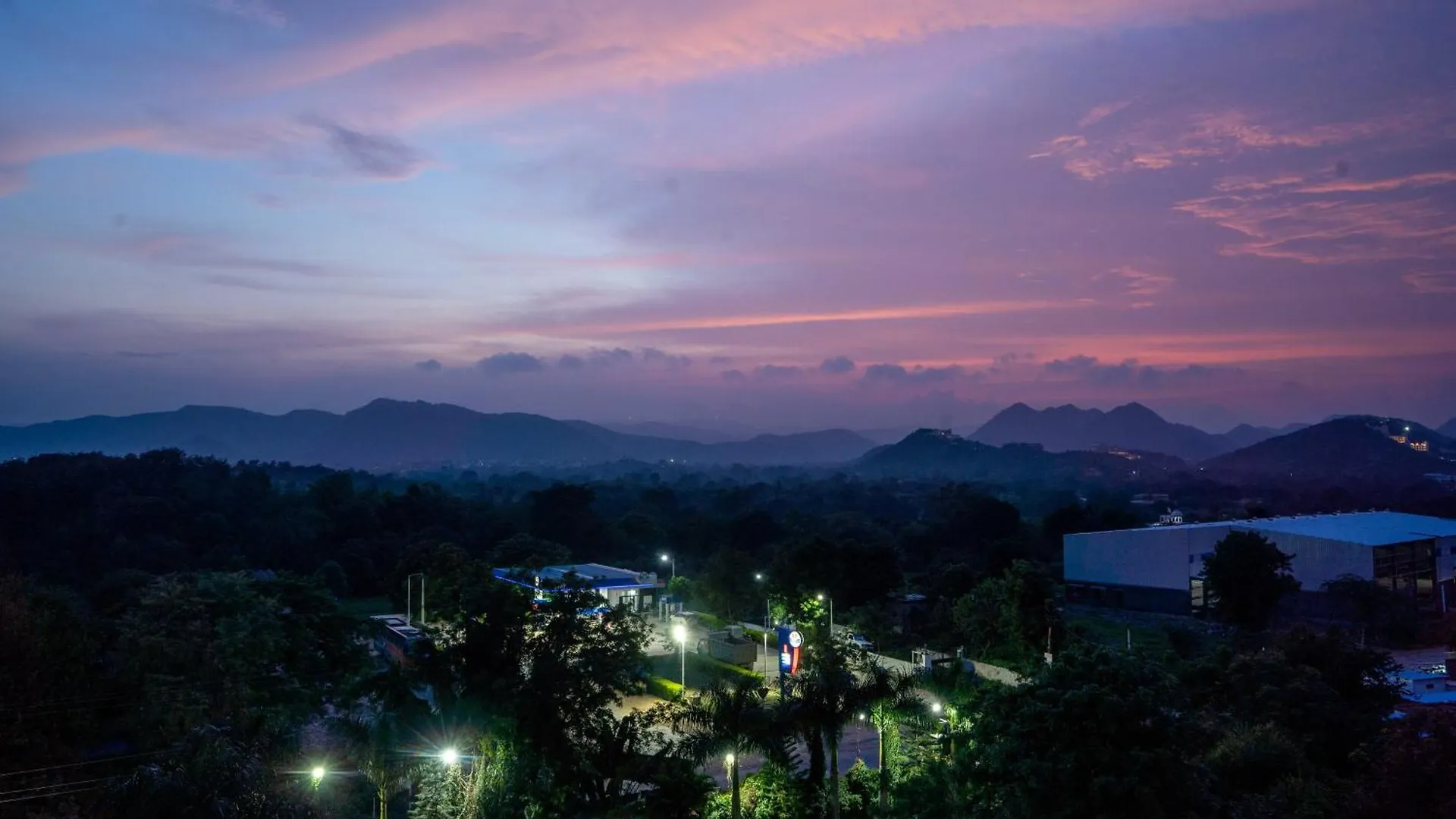 Treebo The Aravali Getaway Hotel Udaipur